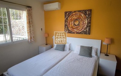 Красивая и просторная средиземноморская вилла с большими террасами.